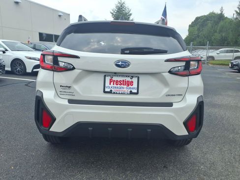 Certified 2024 Subaru Crosstrek 2.0i Premium AWD/4WD image 3