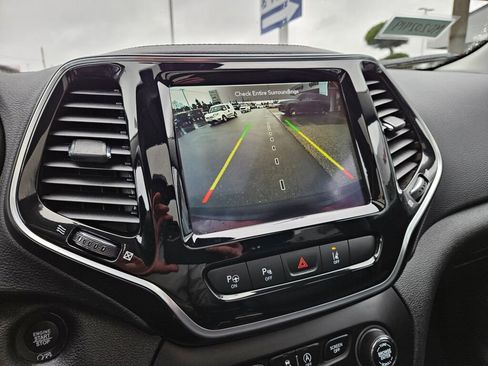 Used 2021 Jeep Cherokee Limited w/ Elite Package image 29