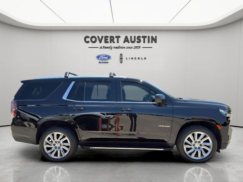 Used 2021 Chevrolet Tahoe LT w/ Rear Media and Nav Package AWD/4WD image 5