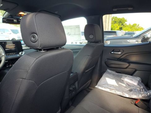 New 2026 GMC Canyon Elevation w/ Convenience Package AWD/4WD image 11