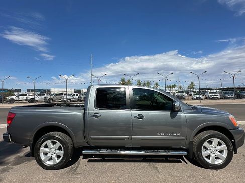 Used 2013 Nissan Titan SL AWD/4WD image 6
