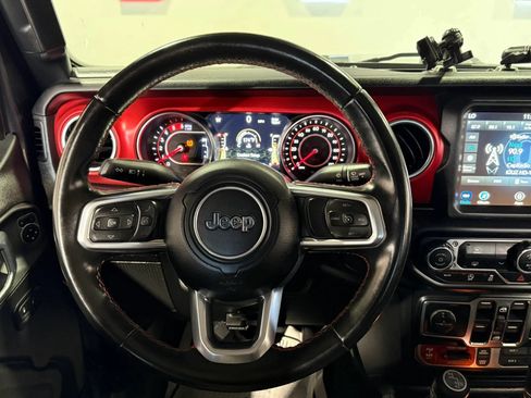 Used 2021 Jeep Gladiator Rubicon AWD/4WD image 11