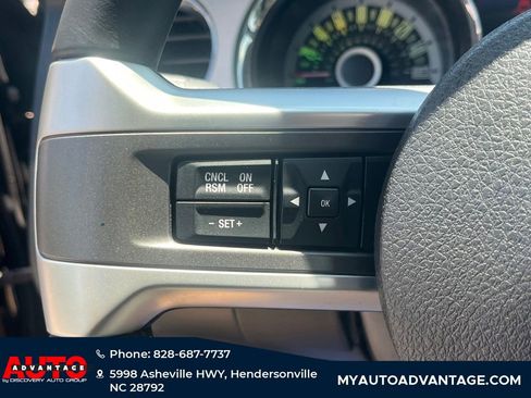 Used 2013 Ford Mustang Premium RWD image 17