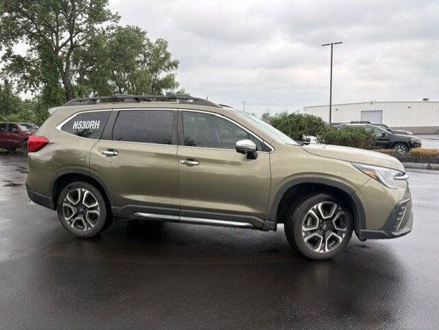 Used 2023 Subaru Ascent Touring AWD/4WD image 11