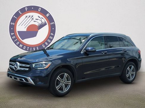 Used 2022 Mercedes-Benz GLC 300 image 2