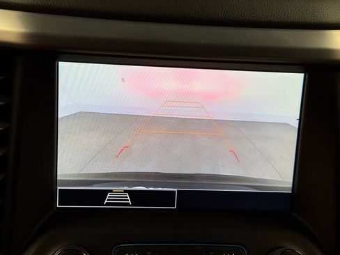 Certified 2023 GMC Acadia SLE w/ Driver Convenience Package image 36