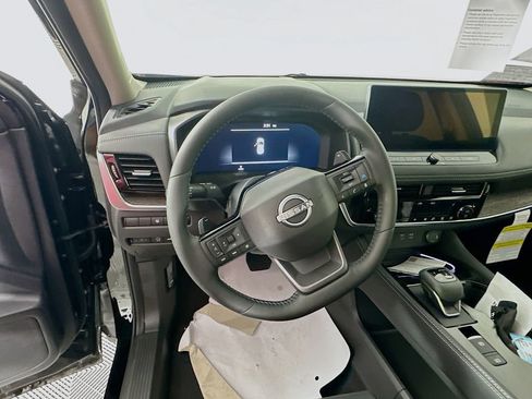 New 2026 Nissan Rogue Platinum w/ Platinum Premium Package image 16