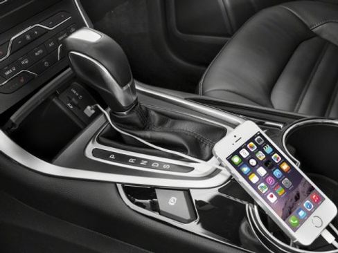 Used 2018 Ford Edge Titanium w/ Equipment Group 301A image 19