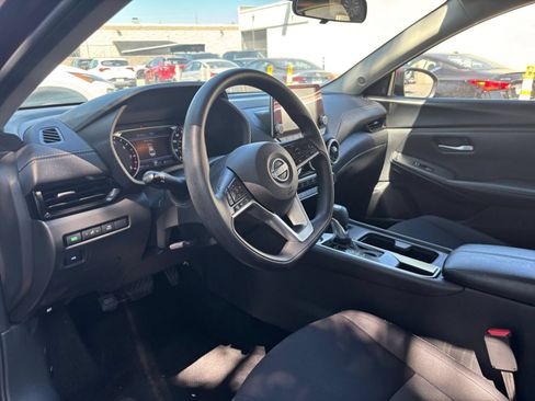 Used 2024 Nissan Altima 2.5 SV FWD image 33