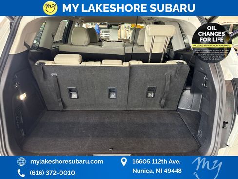Certified 2025 Subaru Ascent Premium AWD/4WD image 28