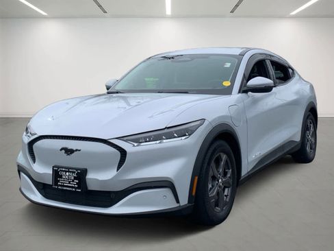 Used 2021 Ford Mustang Mach-E Select image 1