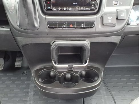 New 2026 RAM ProMaster 2500 w/ Quick Order Package 22G SLT FWD image 12