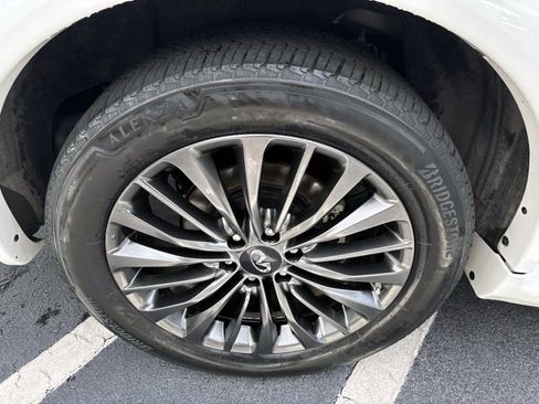 Used 2023 INFINITI QX80 Premium Select w/ Cargo Package image 28