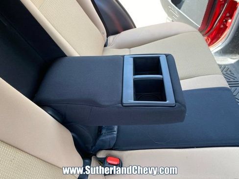 Used 2017 Toyota RAV4 XLE FWD image 36