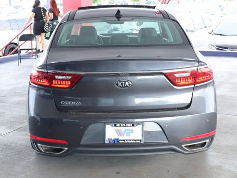 Used 2017 Kia Cadenza Technology FWD image 6