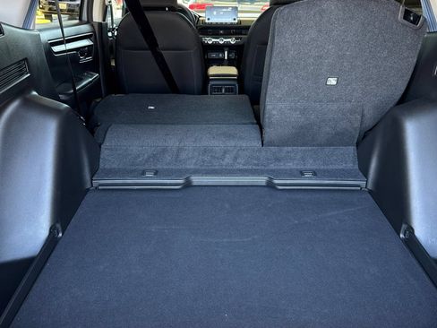 Certified 2025 Honda CR-V EX image 15