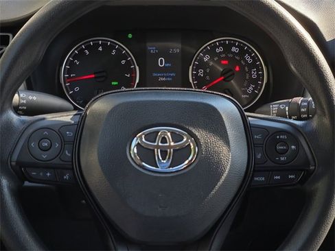 Certified 2022 Toyota RAV4 XLE image 25