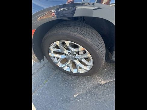 Used 2021 GMC Yukon SLT w/ Rear Media and Nav Package image 13