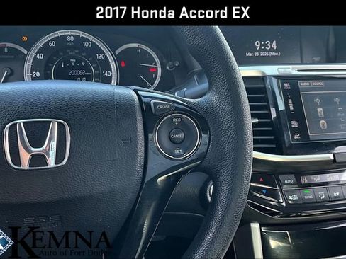 Used 2017 Honda Accord EX image 13