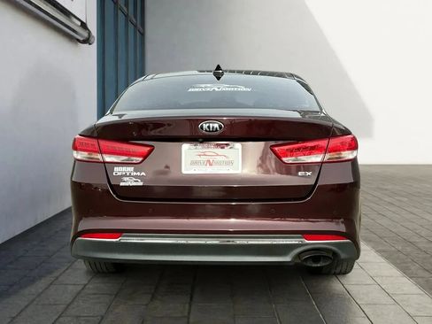 Used 2018 Kia Optima EX w/ Premium Package image 5