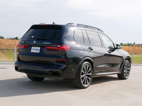 Used 2022 BMW X7 M50i AWD/4WD image 9