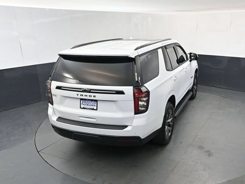 Used 2024 Chevrolet Tahoe Z71 w/ Luxury Package AWD/4WD image 32