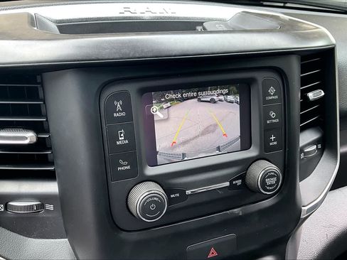 Used 2022 RAM 1500 Big Horn AWD/4WD image 26
