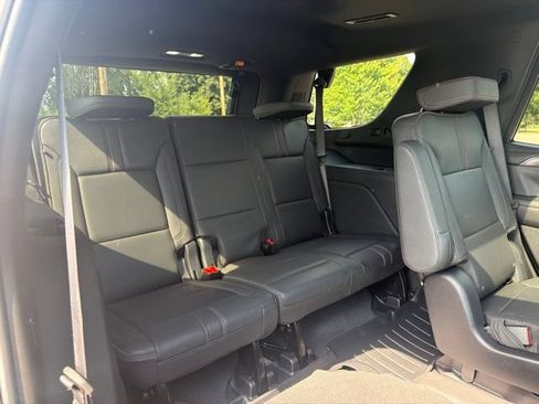 Used 2023 Chevrolet Tahoe RST w/ Luxury Package AWD/4WD image 13