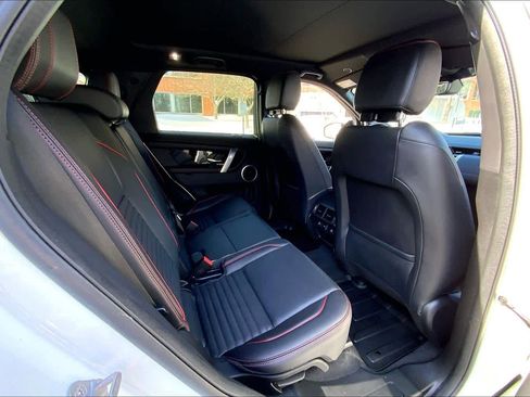 Used 2023 Land Rover Discovery Sport SE R-Dynamic image 19