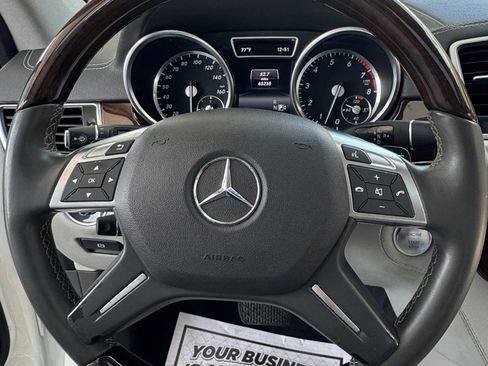 Used 2015 Mercedes-Benz ML 350 4MATIC image 29