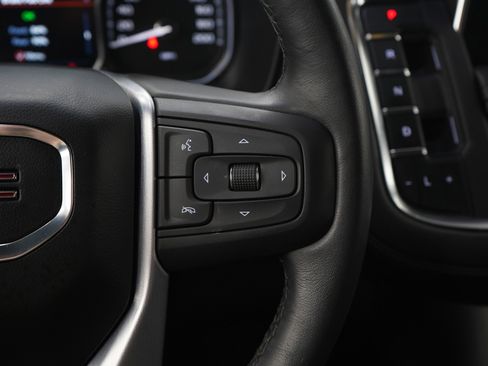 Used 2021 GMC Yukon SLE image 27