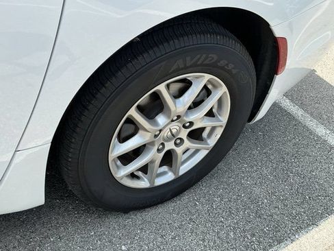 Used 2025 Chrysler Pacifica Select FWD image 15