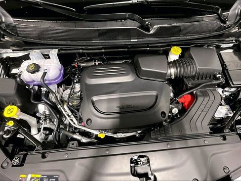 New 2026 Chrysler Pacifica Limited w/ S Appearance Package image 27