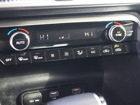 Used 2021 Kia K5 LXS image 22