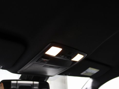 Used 2021 Toyota Tacoma TRD Sport image 19