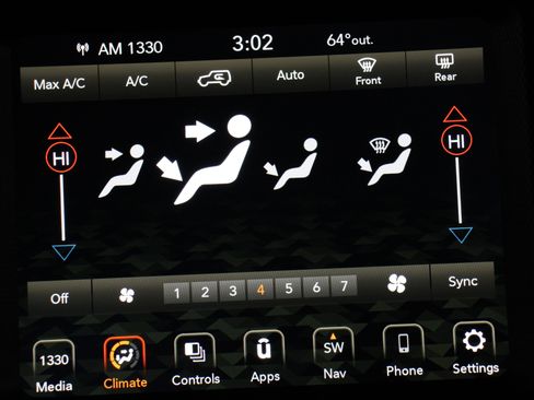 Used 2022 Jeep Wrangler Unlimited Sahara image 14