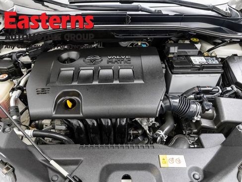 Used 2018 Toyota C-HR XLE FWD image 7