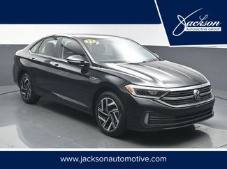 Used 2023 Volkswagen Jetta SEL image 1