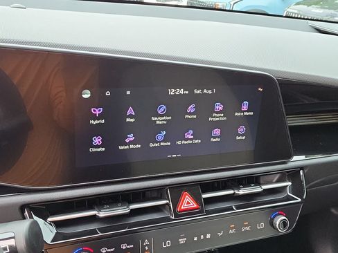 New 2026 Kia Niro EX FWD image 22