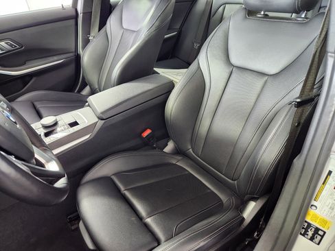 Used 2023 BMW 330i xDrive Sedan image 12