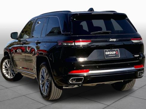 New 2025 Jeep Grand Cherokee Summit image 12