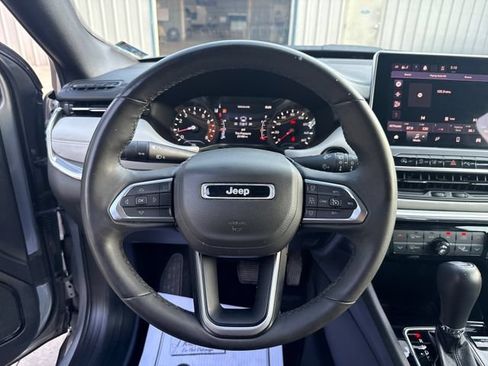 Used 2024 Jeep Compass Limited AWD/4WD image 17