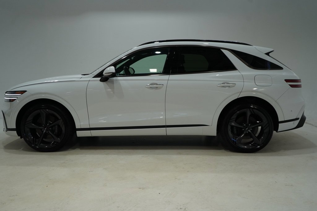 Used 2026 Genesis GV70 3.5T Sport Prestige AWD/4WD image 4