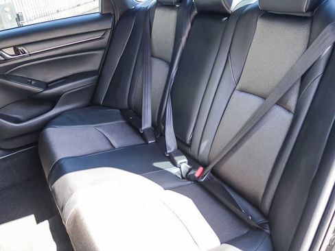 Certified 2018 Honda Accord Sport image 18