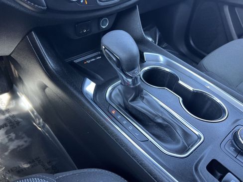 Used 2023 Chevrolet Traverse LT w/ LPO, Floor Liner Package AWD/4WD image 21