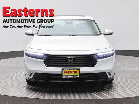 Used 2024 Honda Accord EX image 2