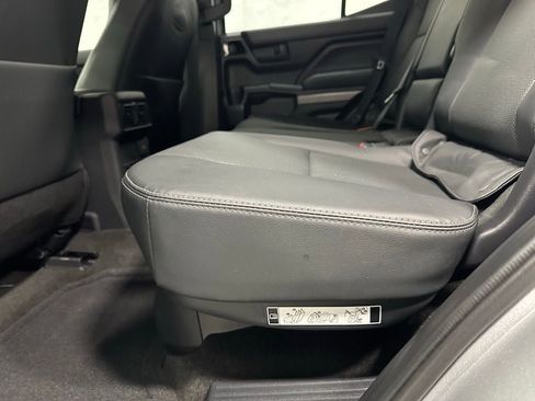 Used 2025 Toyota 4Runner TRD Off-Road Premium image 44