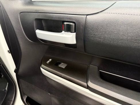 Used 2020 Toyota Tundra SR5 w/ SR5 Upgrade Package image 20