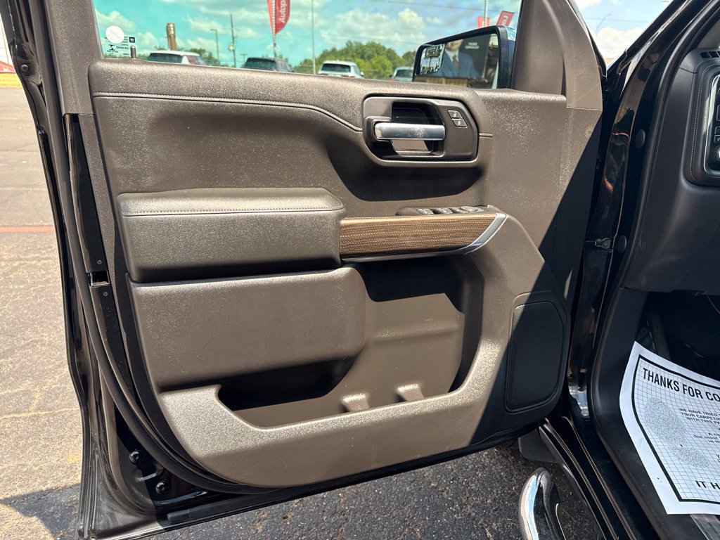 Used 2020 Chevrolet Silverado 1500 LT w/ Texas Edition RWD image 10