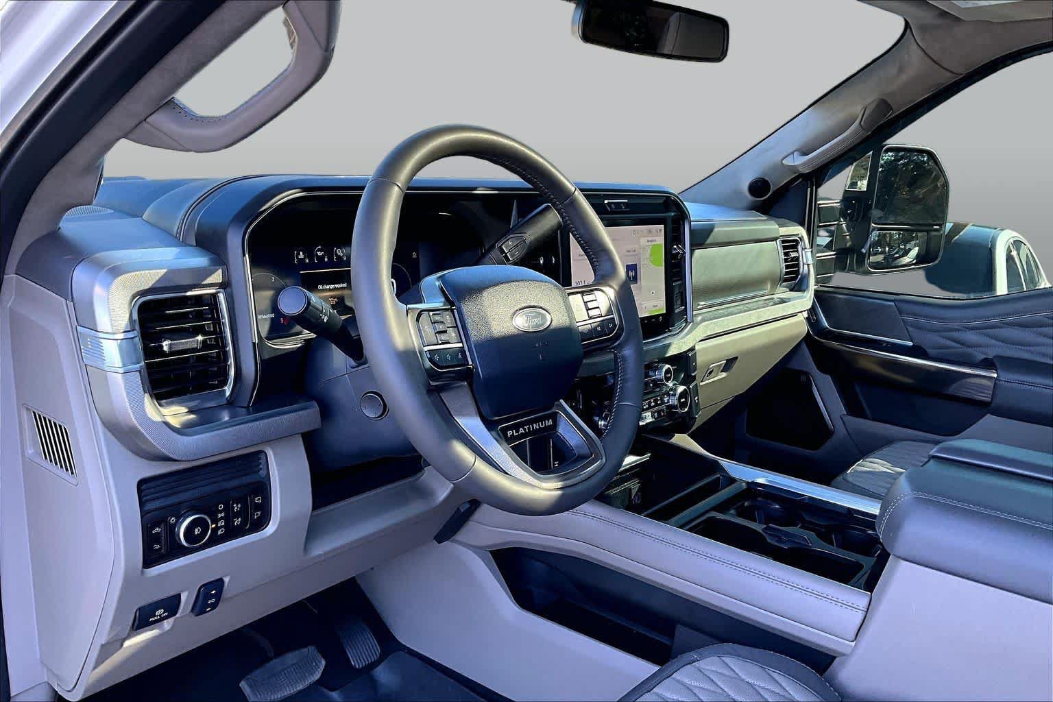 Used 2026 Ford F250 Platinum w/ Platinum Plus Package AWD/4WD image 18